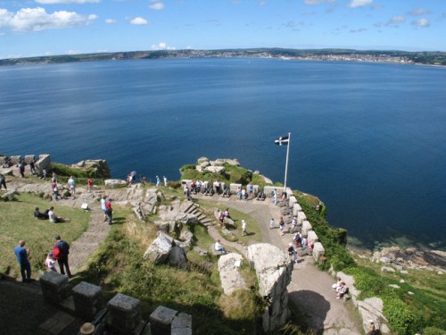 Maré alta: é preciso pagar o barquinho para a volta. / In high tide you must pay the boat to get back.