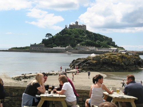 Café com vista para o Monte St. Michael / Coffee with a view