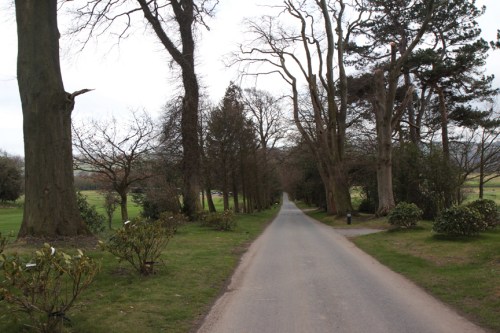 Entrada do Close House, do portão de entrada./ View from the gates of Close House Hotel