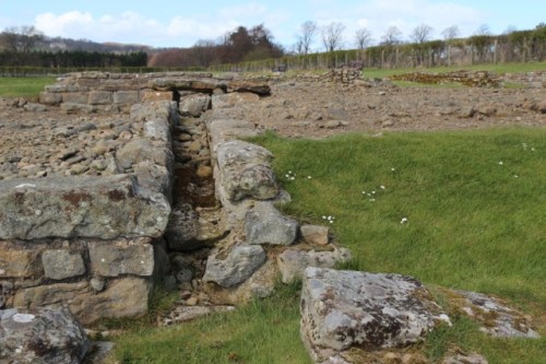 Water conduit / Passagem de água