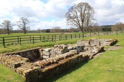 3- Portão Sul. As placas mostram quanto resta da construção original./ The South Gate. The signs show how much of the original building still remains.