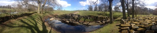 Banhos Romanos em Chesters, vista do outro lado do rio / Roman Baths in Chesters, view from across North Tyne River