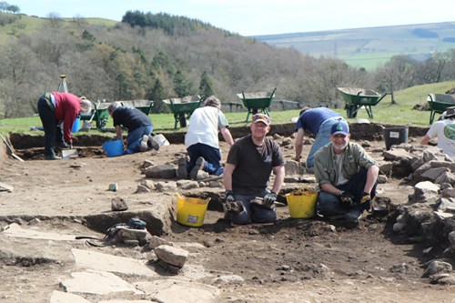 Gente de todas as idades e nacionalidades se encontra em Vindolanda./ People of all ages, from all over the world meet in Vindolanda.