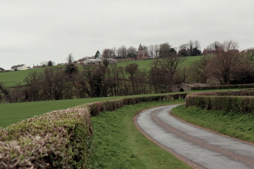 Vilarejo à vista / Tiny village comes into sight: Walton