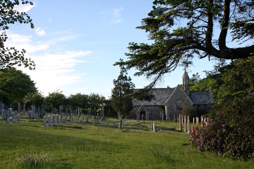 A igreja, por fim / The church, at last