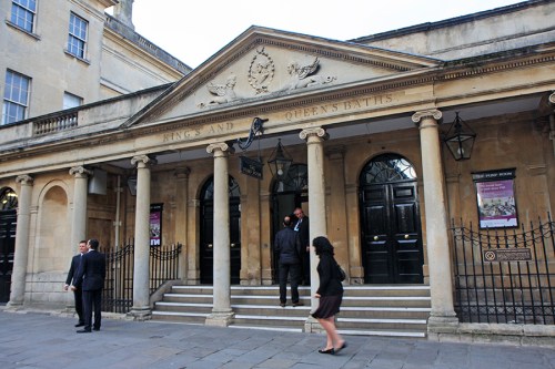 Fachada do Museu / Museum forefront