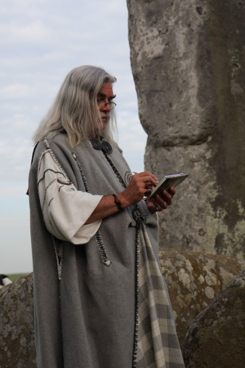 O Druida alemão desenhando / The German Druid sketching