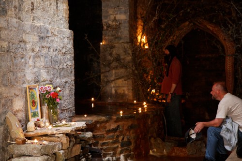 Interior da Fonte Branca / Inside White Spring