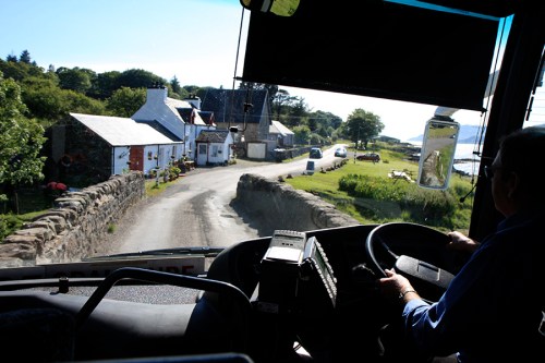 Quase seis da tarde e o sol ainda a pino / Almost 6 p.m. and the sun still overhead