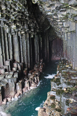 A Caverna de Fingal / Fingal's Cave